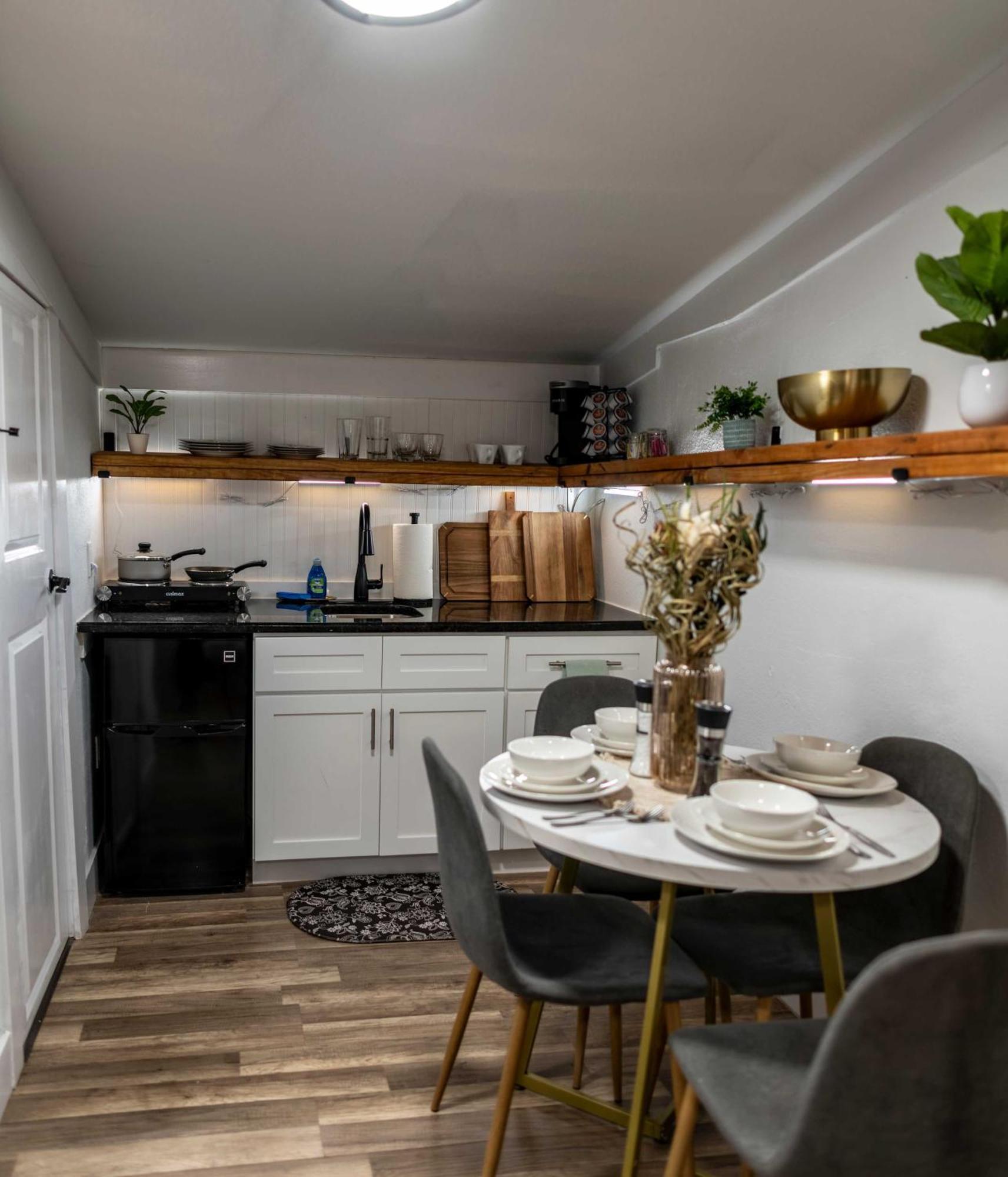 Downtown 1br For 4 - Renovated Appartement *